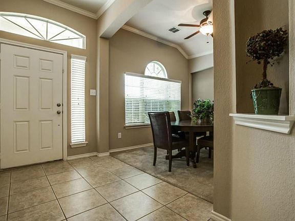 5th image of 3704 Park Wood Ct