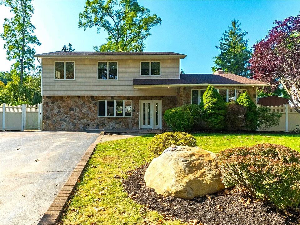 1st image of 15 Stonywood Dr
