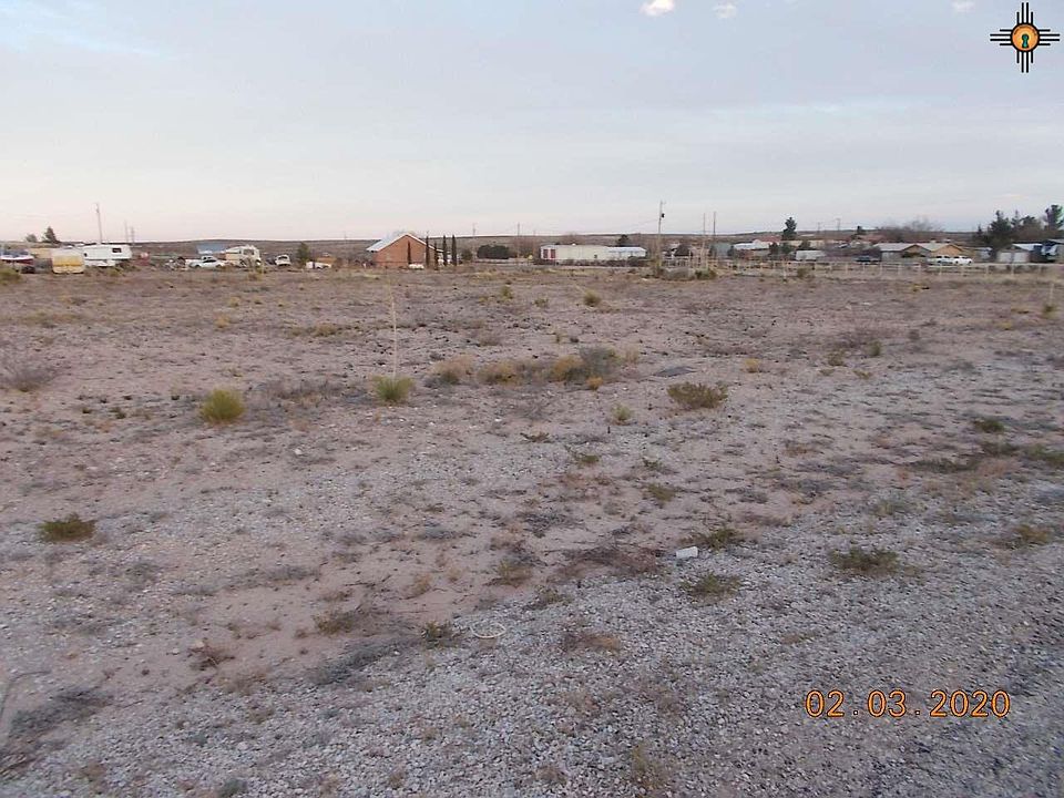 2nd image of 48 Pueblo Rd