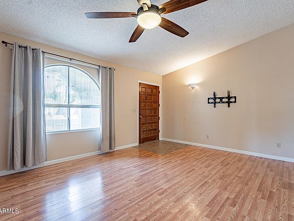 4th image of 1514 N La Fresa Dr
