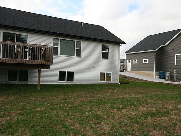 3rd image of 7506 Fox Meadow Dr