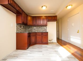 15617 110th Ave, Jamaica, NY 11433