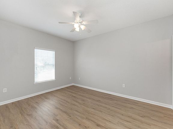4th image of 8226 Green Parrot Rd Unit 308