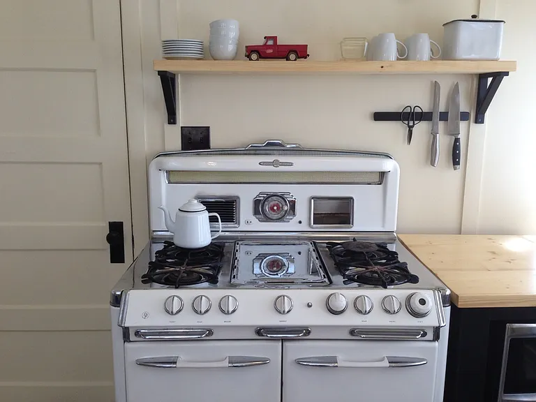 388 Heliotrope Dr — Photo 10