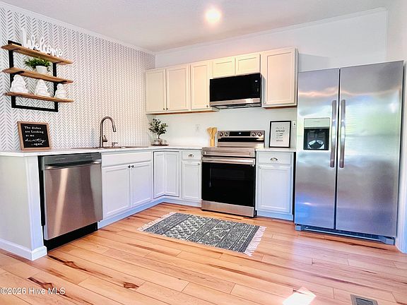 5th image of 498 Arvida Spur Road