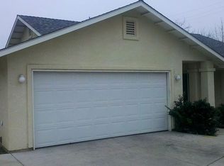 127 Lynn Ct #B, Sanger, CA 93657
