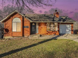6904 N Mercier St, Kansas City, MO 64118