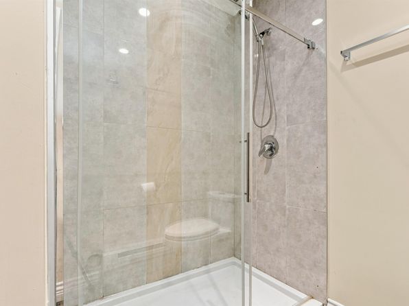 3 bedroom rental in West Vancouver — photo 33