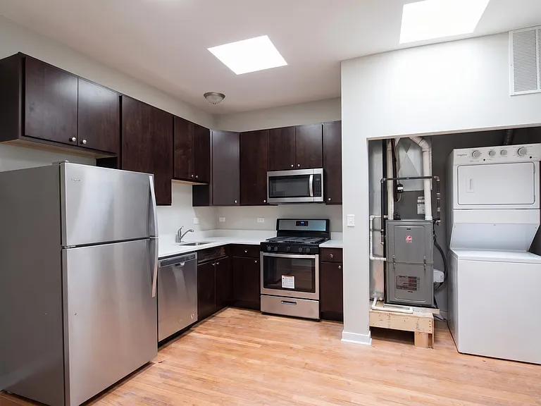 4208 N Milwaukee Ave #2R — Photo 6