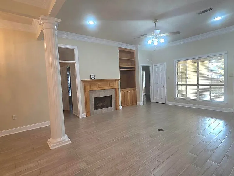 282 Allan Dr — Photo 10