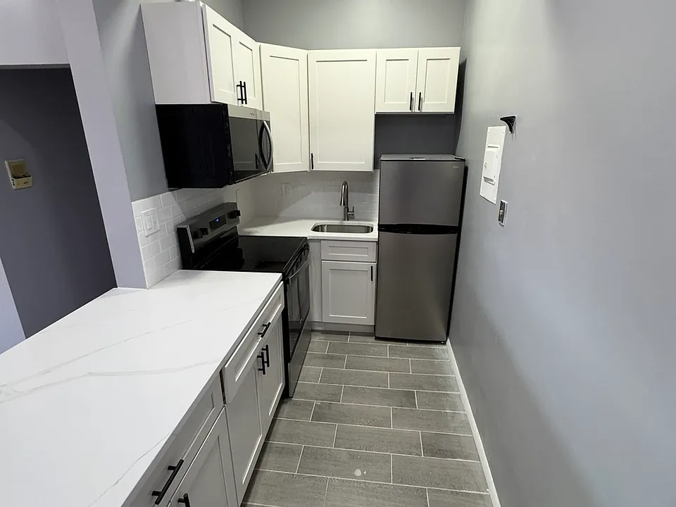 511 North Ave #1B