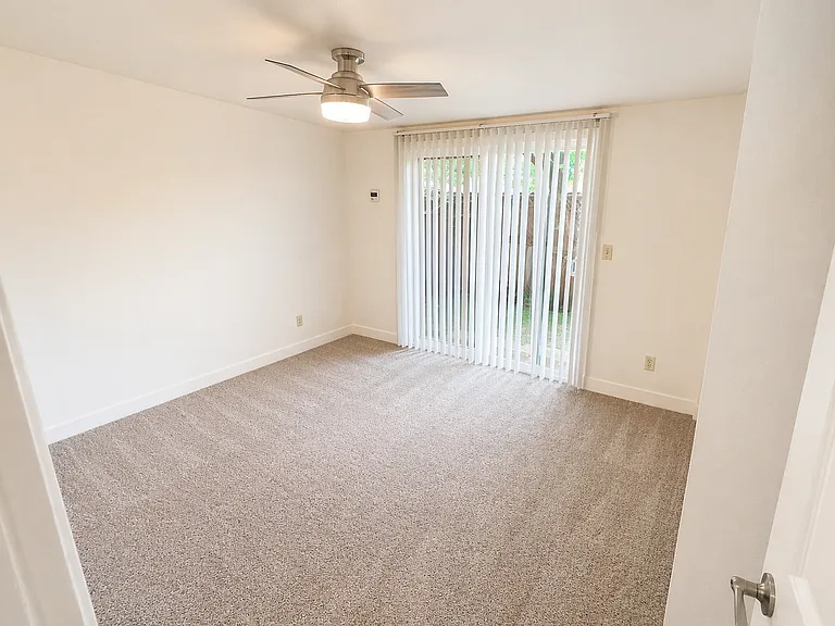 2485 Pillsbury Rd #1-4 — Photo 16