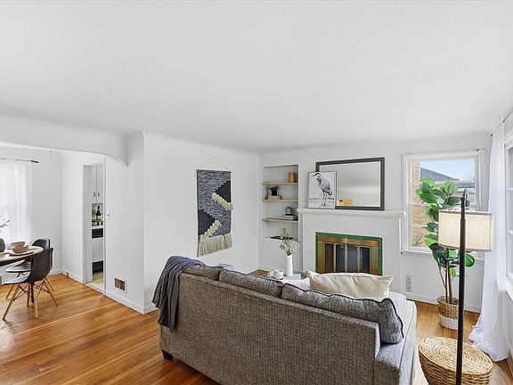 4th image of 2619 W Lacrosse Ave