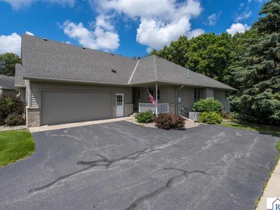 204 Parkway Pl, Mankato, MN, 56001