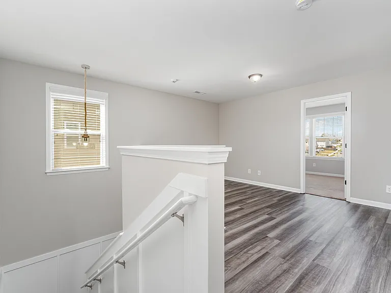 3390 Saddlebrook Dr — Photo 12