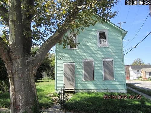 1st image of 1200 E 61st St