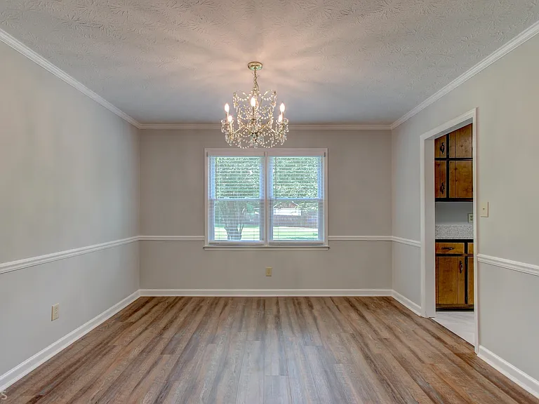 180 Fairfield Cir — Photo 12