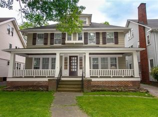 2972 E Derbyshire Rd, Cleveland, OH 44118