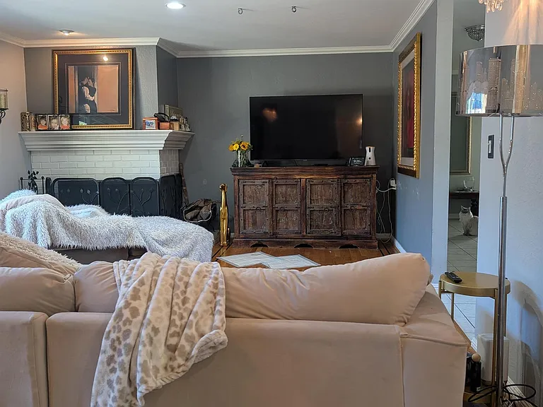 4017 Silver St — Photo 10