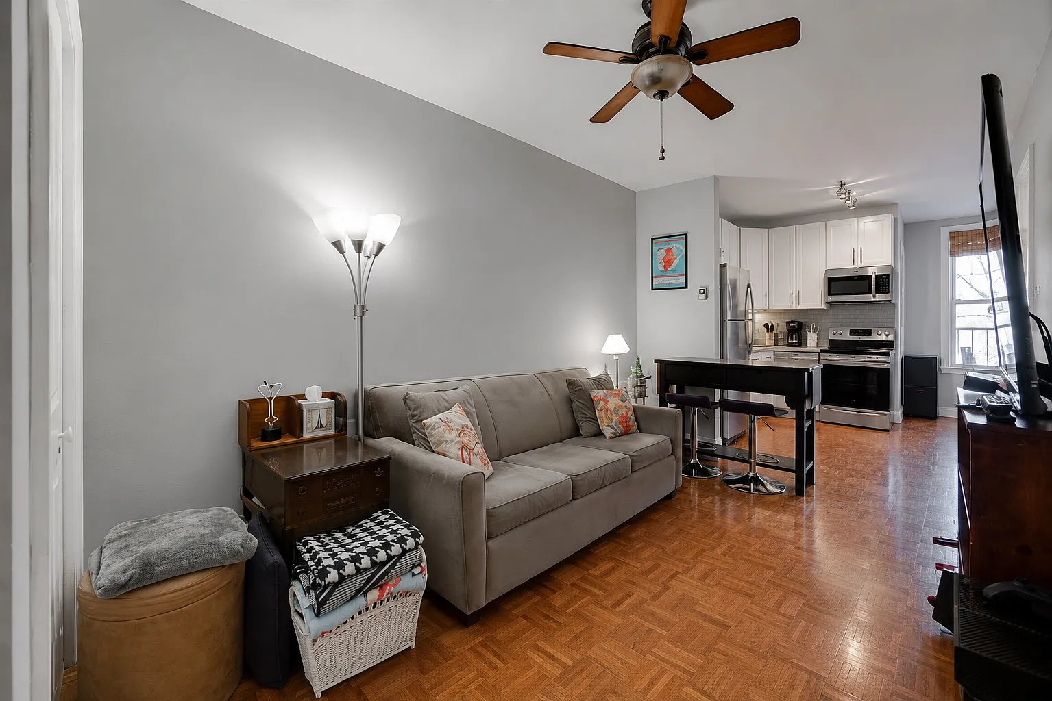 1 bed, 550 sqft, $3,000 — Photo 1