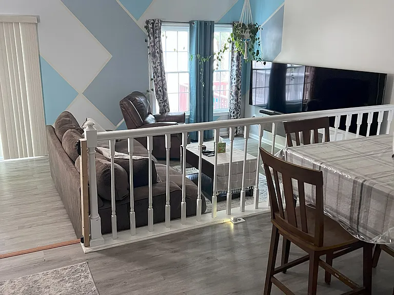 14856 Swallow Ct — Photo 2