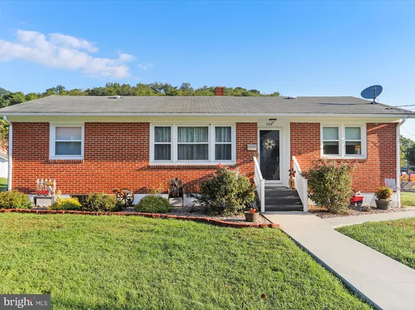 306 S E St, Keyser, WV 26726