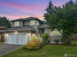 15616 160th Ct SE, Renton, WA 98058