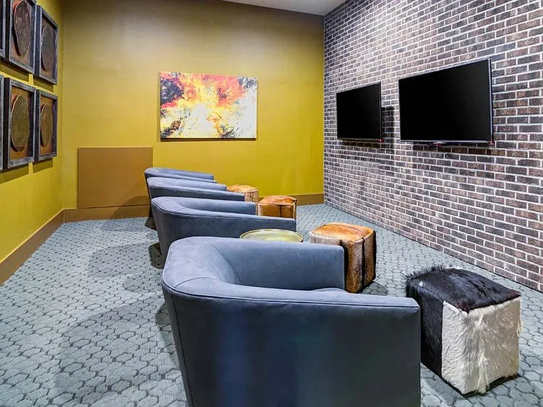 The Retreat Apartment Homes — Photo 15