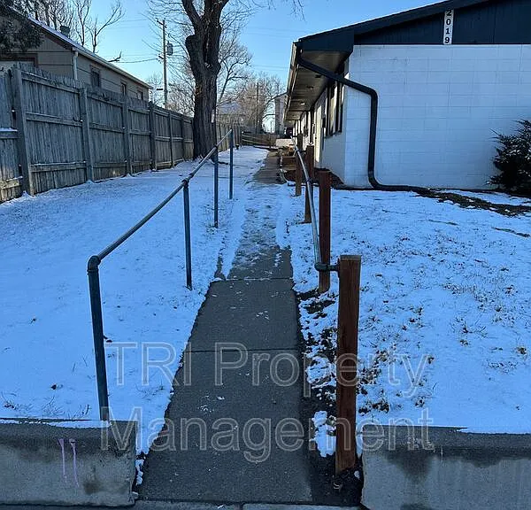 2019 4th Ave #6 — Photo 1