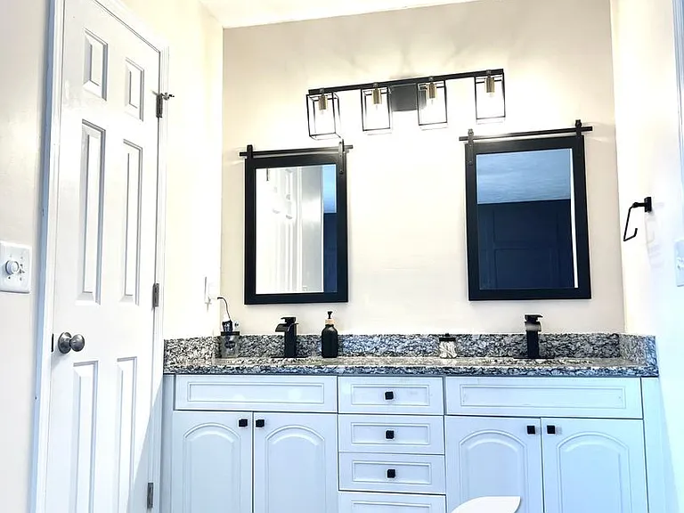 500 Runnymede Ct — Photo 22