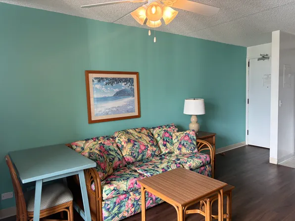 2240 Kuhio Ave, Honolulu, HI