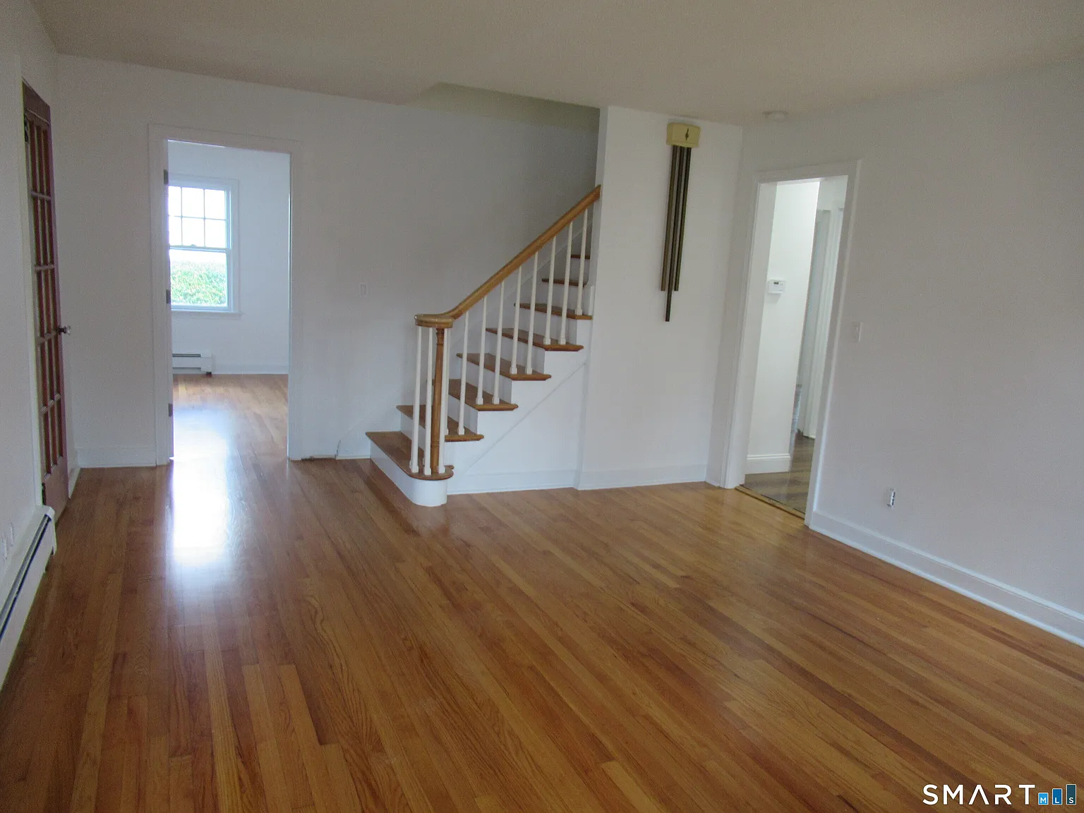 4 bed, 2.0 bath, 1627 sqft, $4,000 — Photo 4