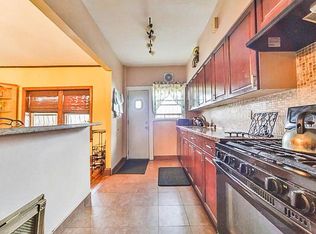 32 Tudor Ter #1, Brooklyn, NY 11224