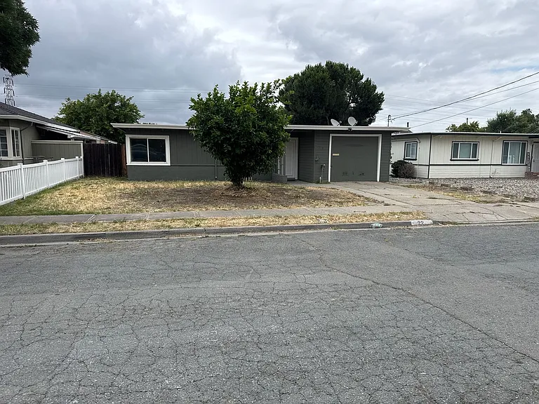 22 Wightman Ct — Photo 3