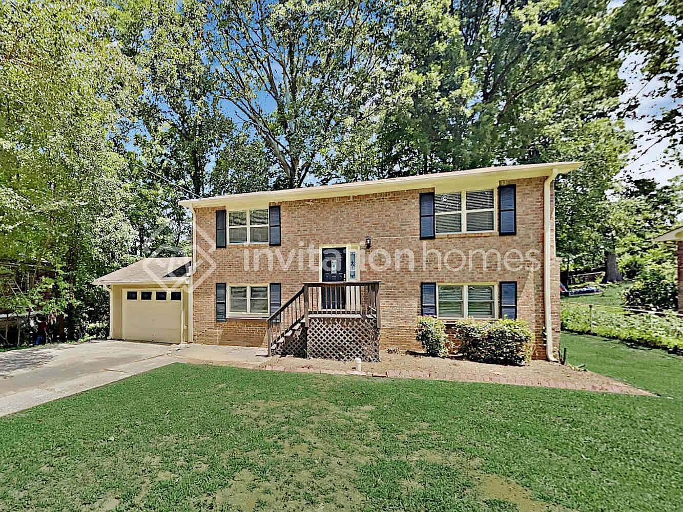 2462 Lakewood Dr NW Kennesaw, GA 30152 — Photo 1