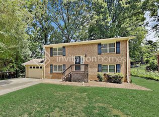 2462 Lakewood Dr NW, Kennesaw, GA 30152