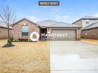 912 NW 5th St, Newcastle, OK 73065