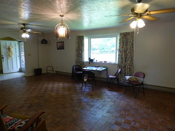 3rd image of 6505 Tyrone Pike