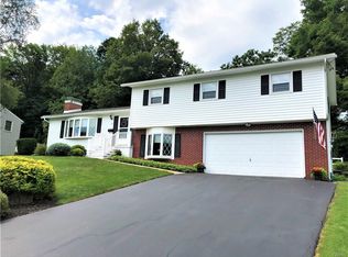 12 Overbrook Cir, New Hartford, NY 13413