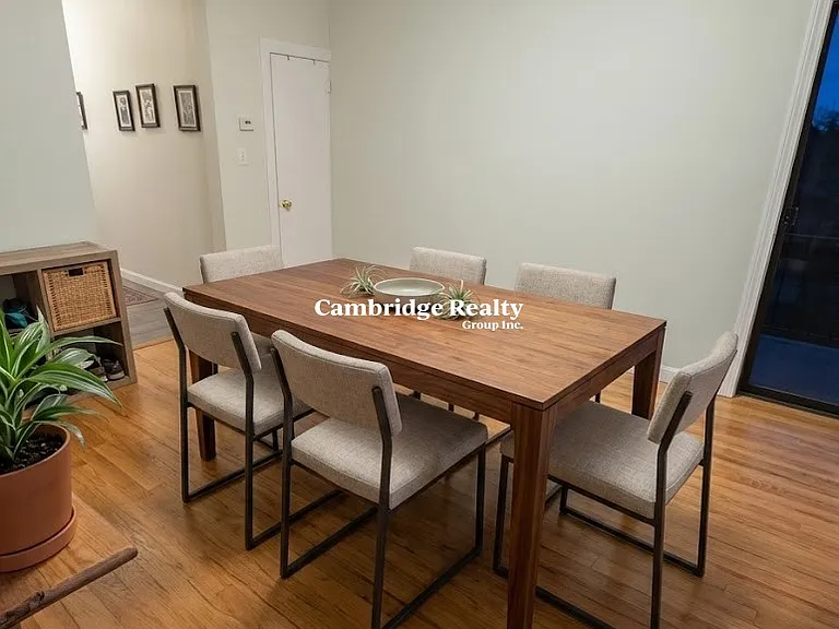 9 Medford St #1T — Photo 6