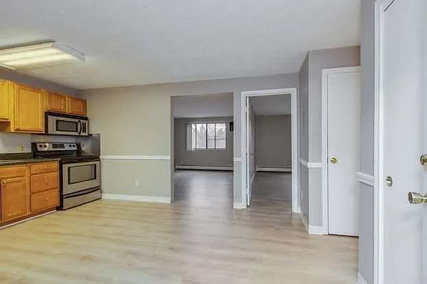 525 Calef Rd #13 — Photo 10
