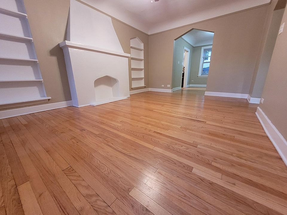 1st image of 2240 W Farwell Ave