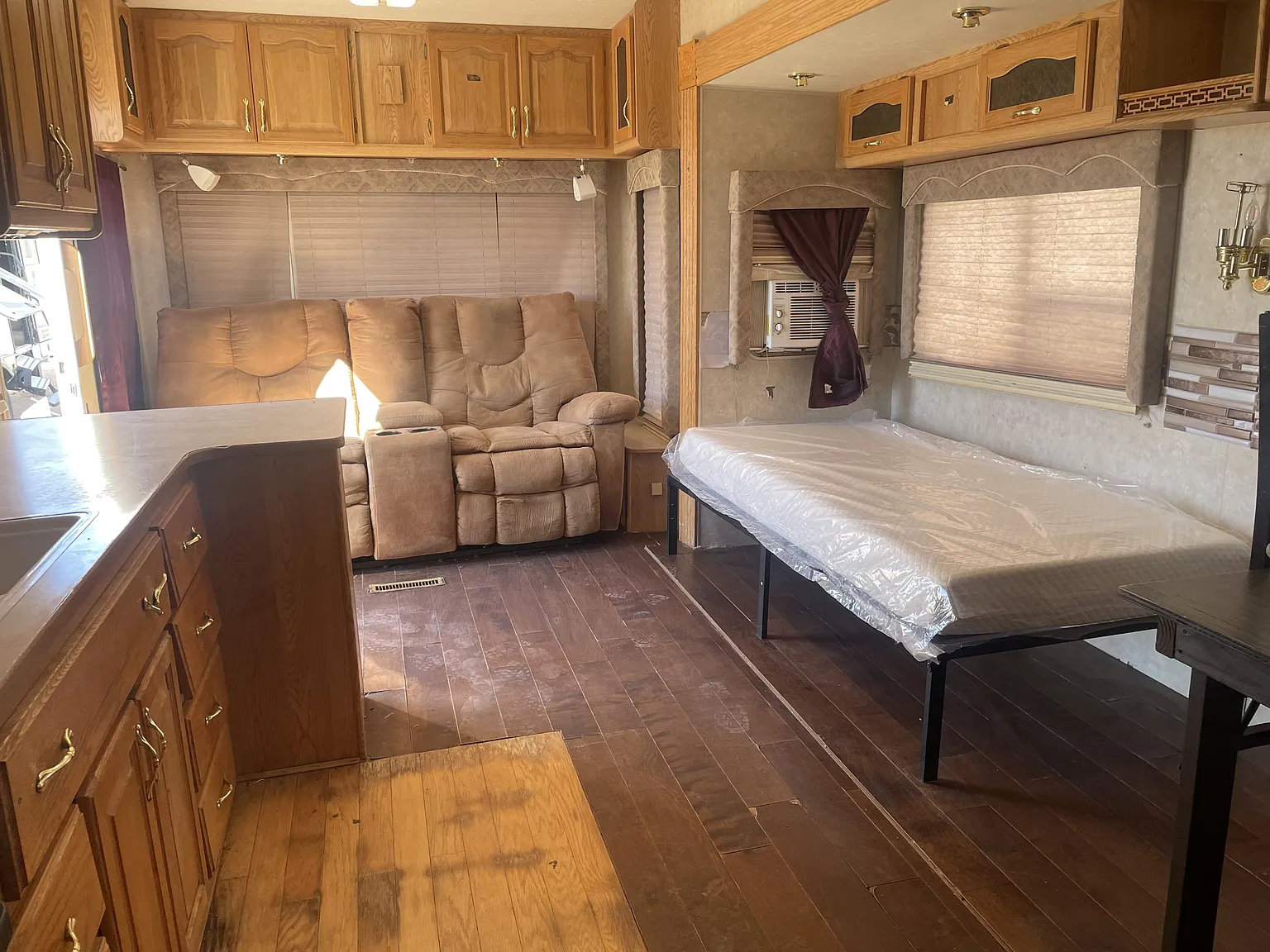 Royal RV Park Wink 907 North Roy Orbinson Drive — Photo 2