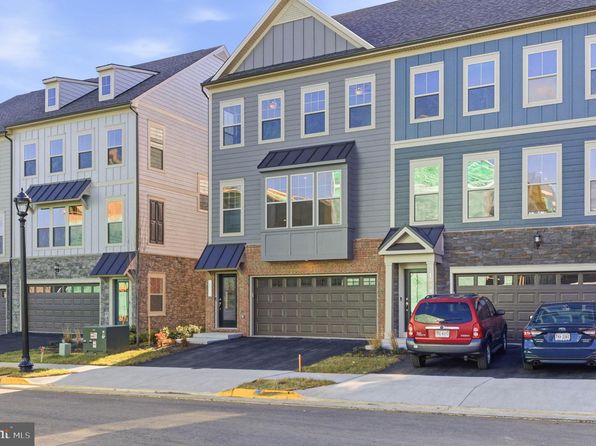 1011 Venifena Ter SE