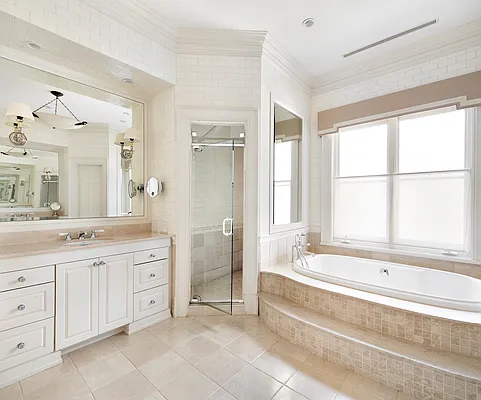 Sold by Compass | media 10