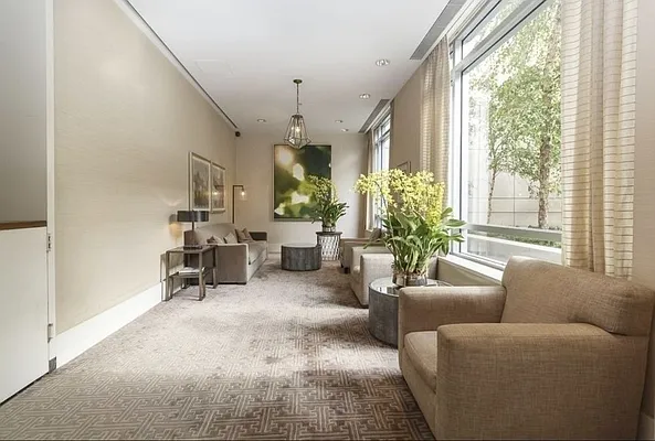 Rented by Park River | media 9