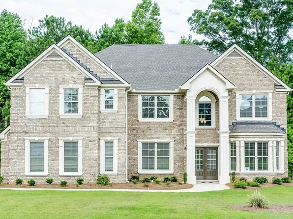 809 Suncrest Ct, Hampton, GA 30228