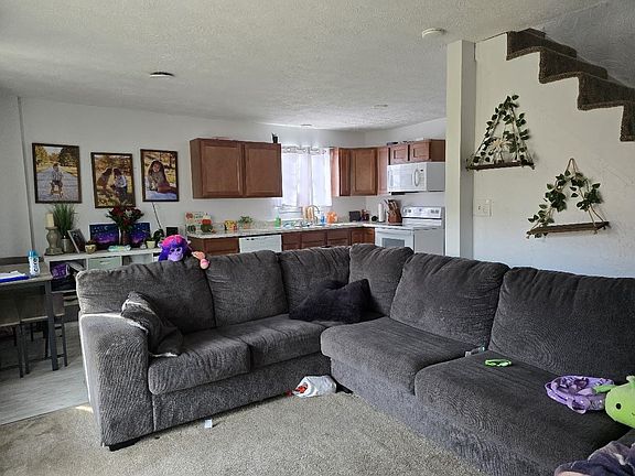 4th image of 6307 Lakeview Dr
