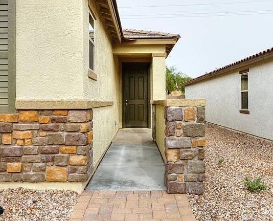 3rd image of 15362 W Windward Ave