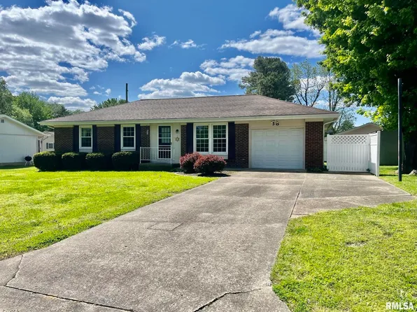 38 Chick St, Metropolis, IL 62960